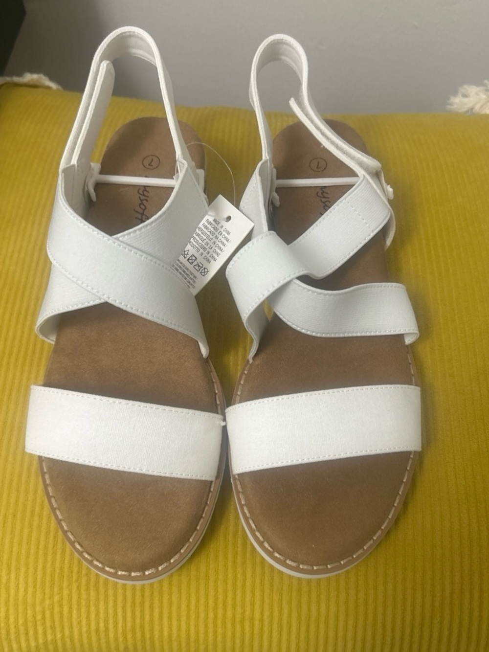 Women's White Strappy Comfort Slingback Sandals
